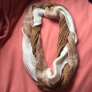 Infinity scarf